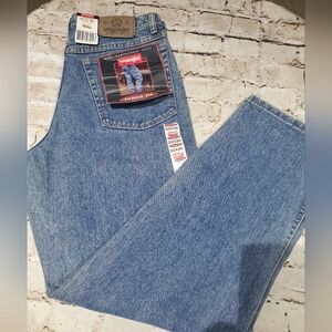 Wrangler Men's Blue Jeans Loose Fit